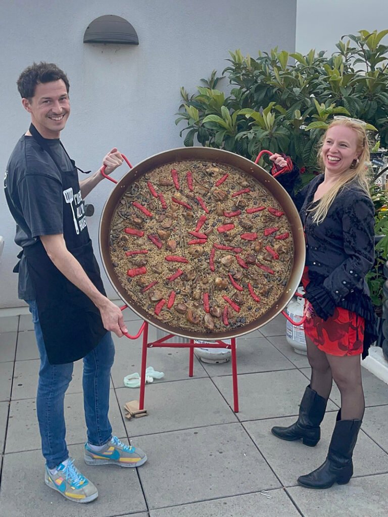 Home vertical paella show 2